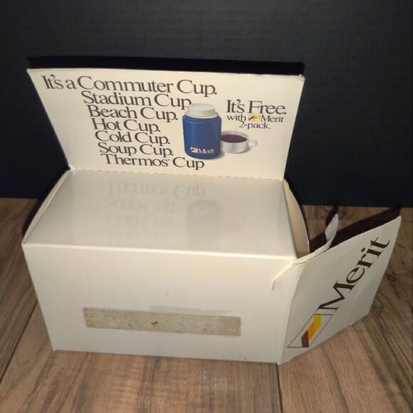 Vintage 1991 Merit Lunch Thermos With Cap And Cup - Picture 6 of 7